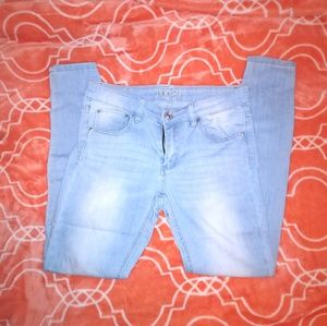 👖 Light wash Jeans